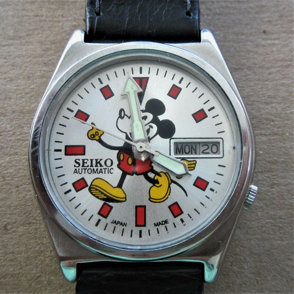 Seiko Automatic Watch Disney Mickey Mouse Lume Hands Day/Date | WatchCharts