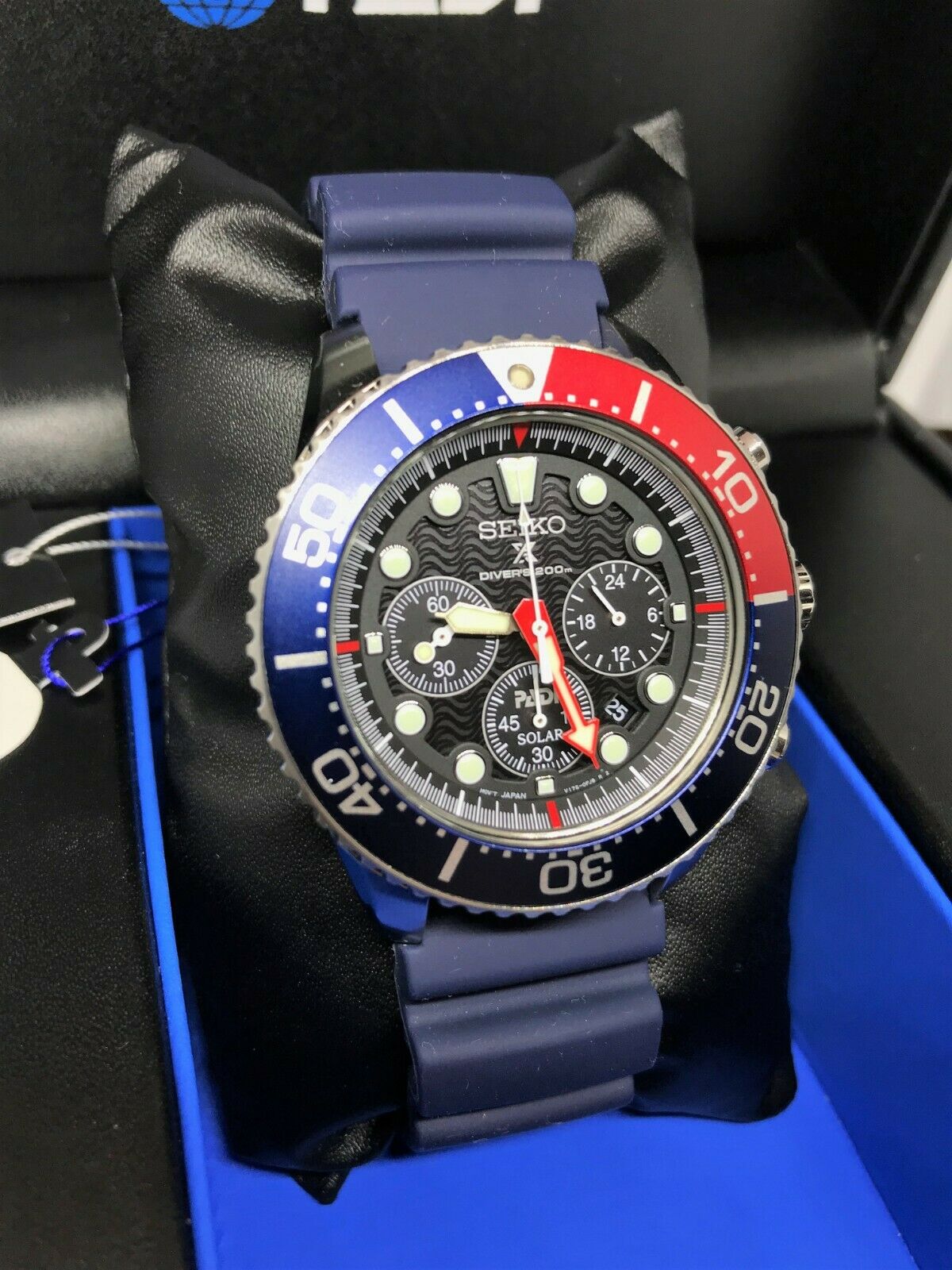 seiko solar chronograph pepsi