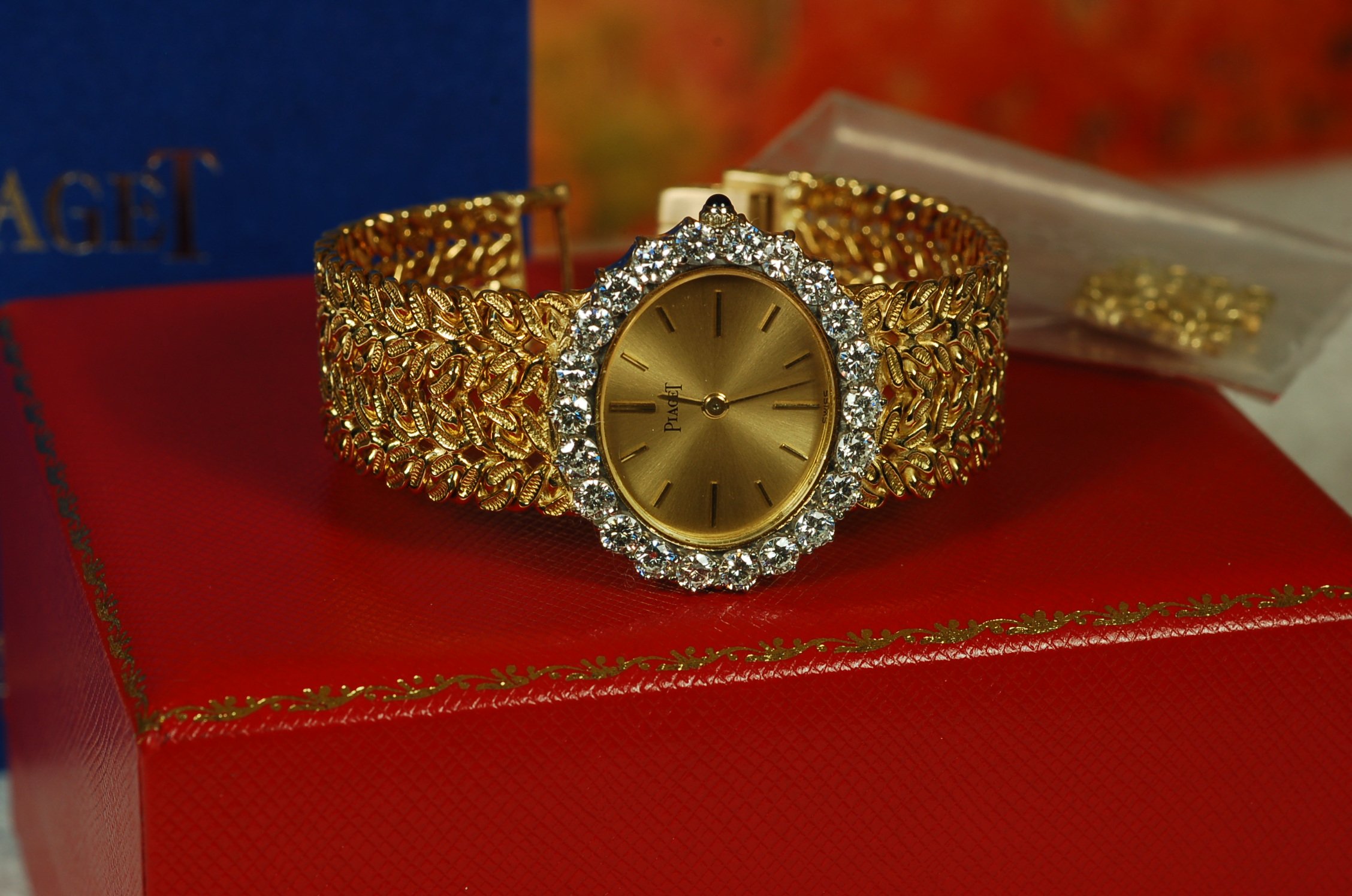 4 500 USD FS Piaget 18K Diamond Jewelry watch 9330 series