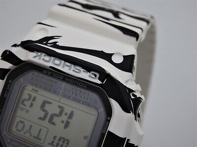 CASIO G SHOCK G SHOCK G Shock GW M5610BW 7JF White Black Tiger