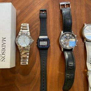 4 Herren Uhren Sammlung Casio F 91w Madison N Y Quartz Fossil Armani Uhr Watchcharts
