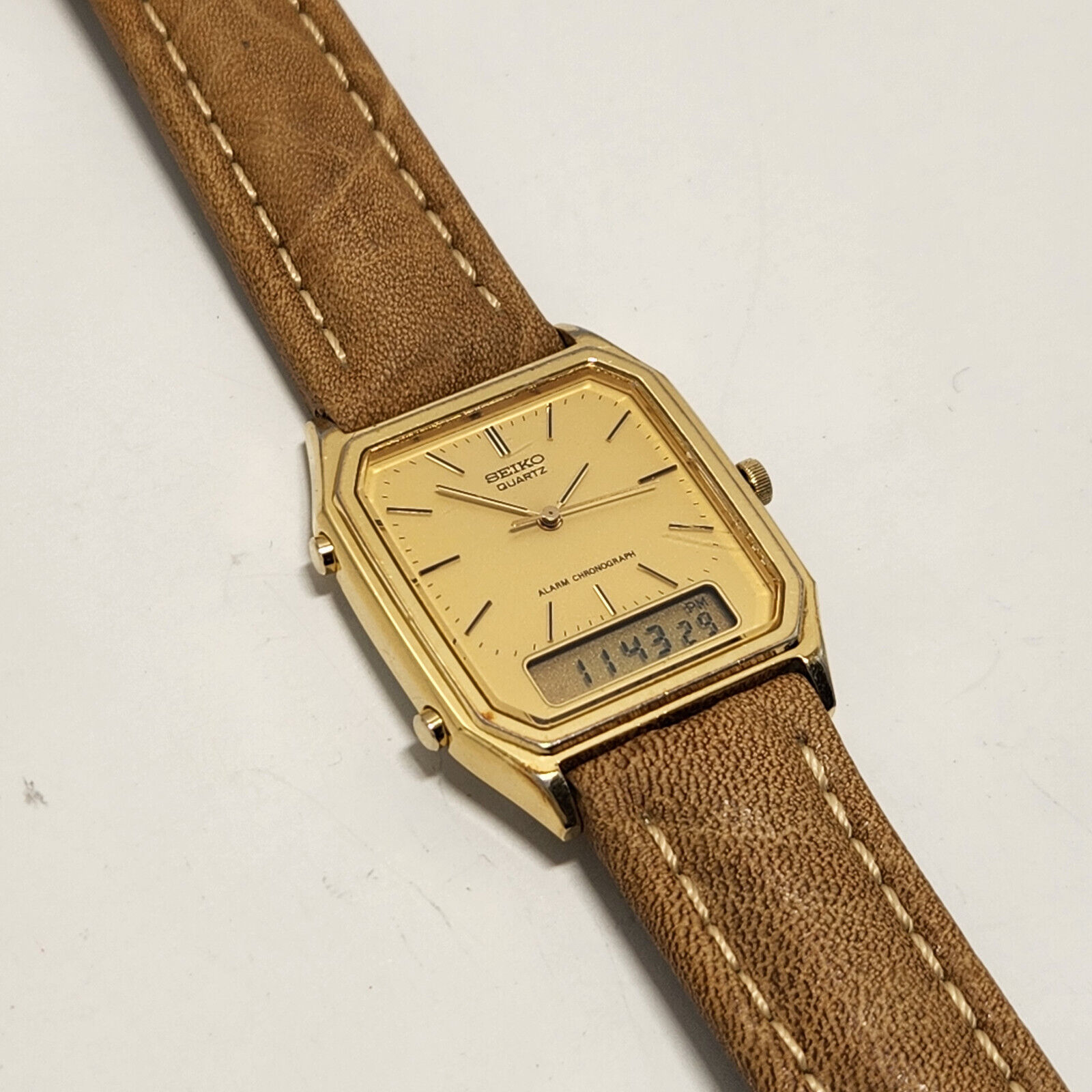 Seiko H449 Watch Mens Gold Tone 28mm Wide Rectangular Analog And