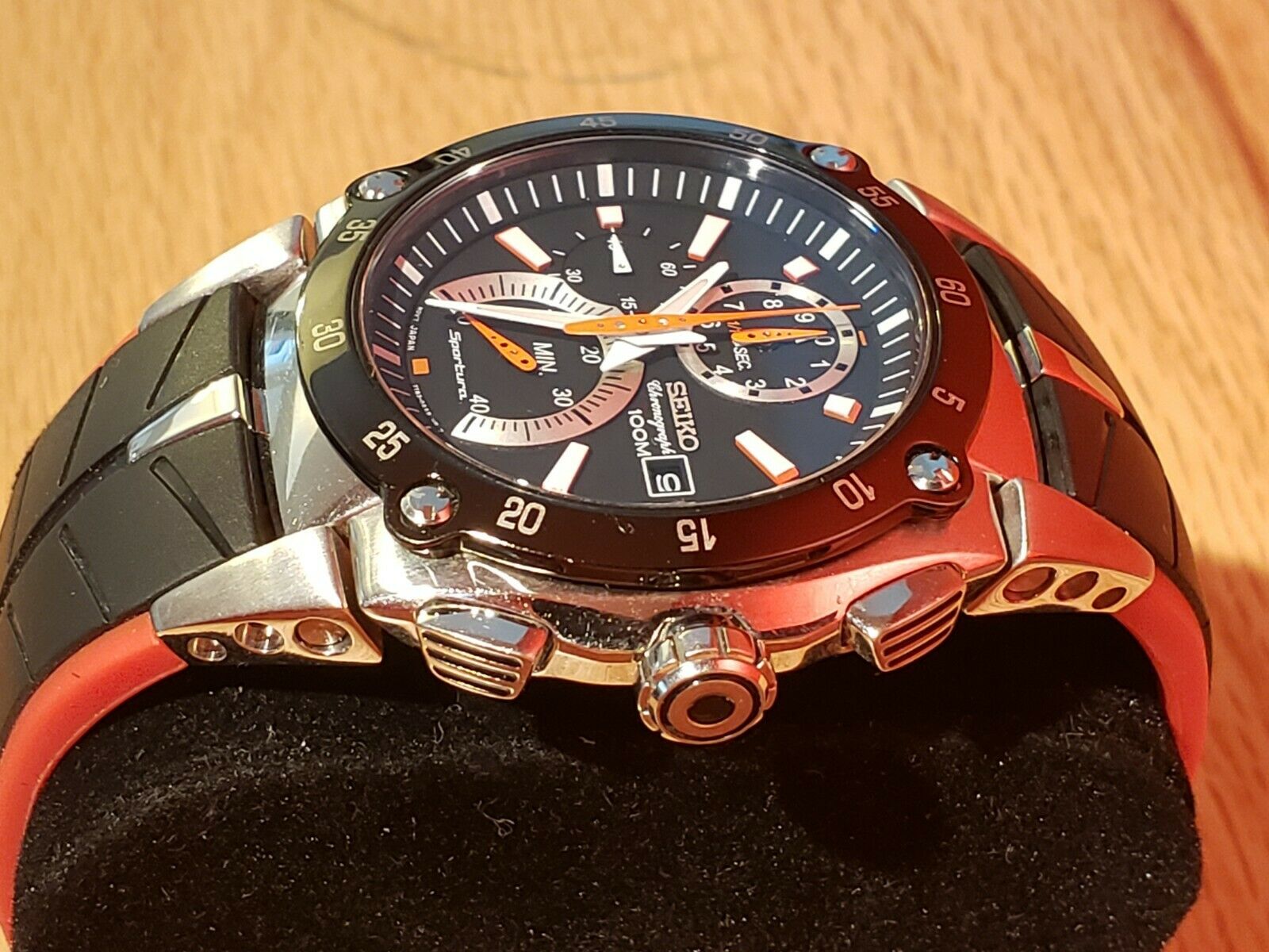Seiko 7T82 0AA0 Sportura Chronograph Watch Beautiful! New battery 