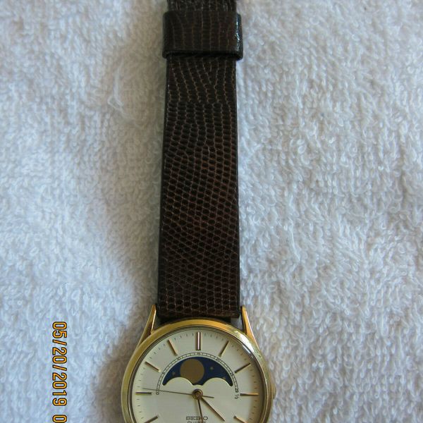 VINTAGE SEIKO MOON PHASE QUARTZ 7434-7008 WATCH BEAUTIFUL ORIGINAL |  WatchCharts