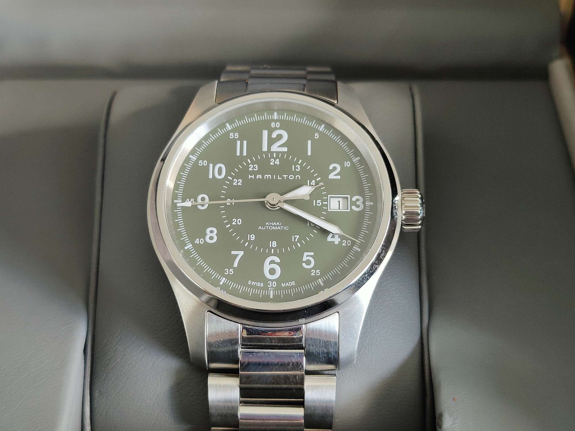 500 USD 40mm Hamilton Khaki Automatic H70595163