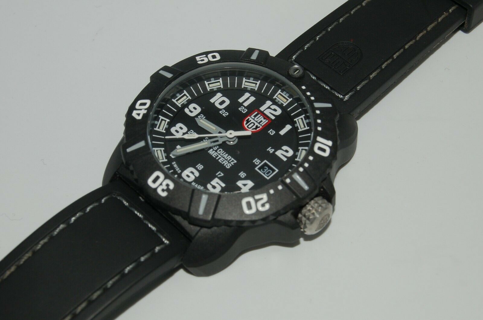 Luminox hot sale series 3020