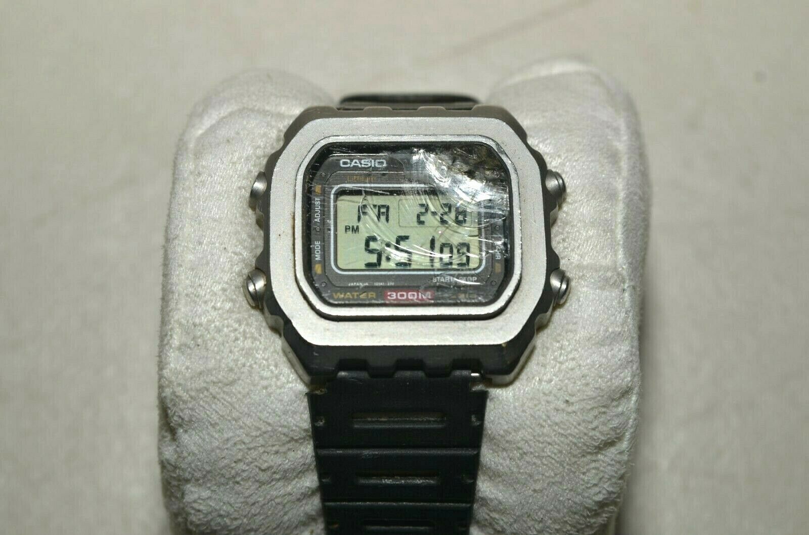 Vintage Casio DW-3000 LCD Digital Watch Module 548- AS IS 