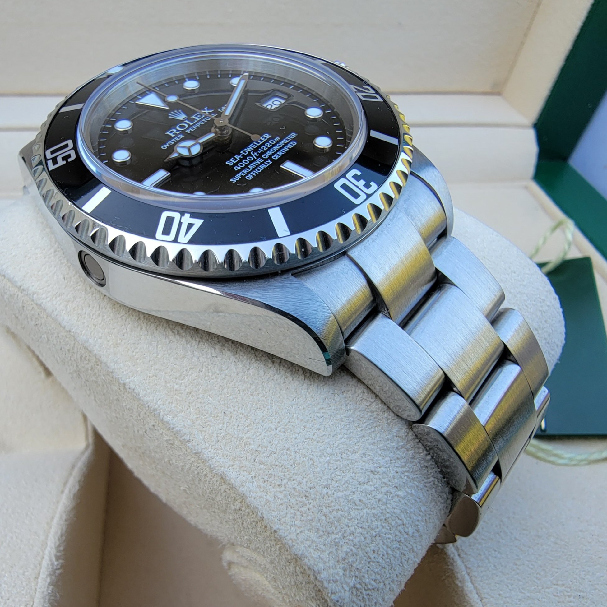 2005 Rolex Sea Dweller 40mm ref. 16600 with original papers tag