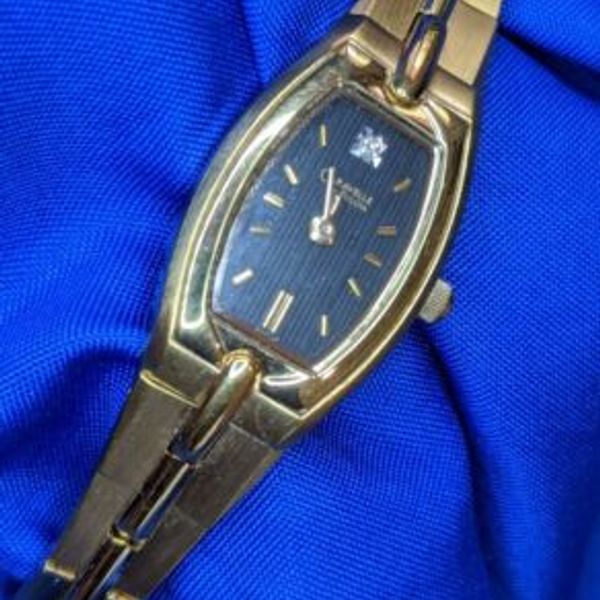 Caravelle by Bulova A3 44p15 gold tone Watch fresh BATTERY WatchCharts