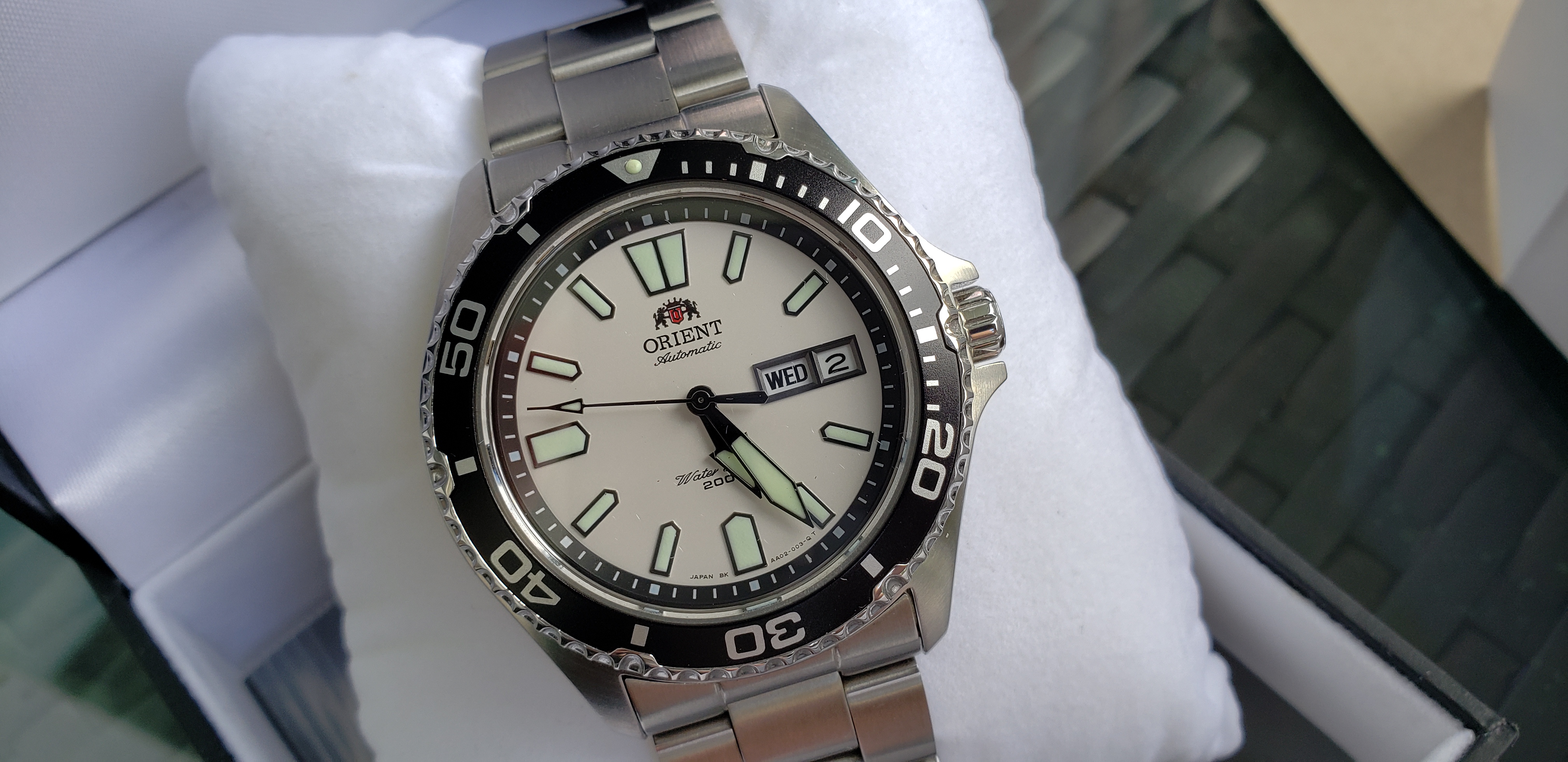 Orient white dial online diver