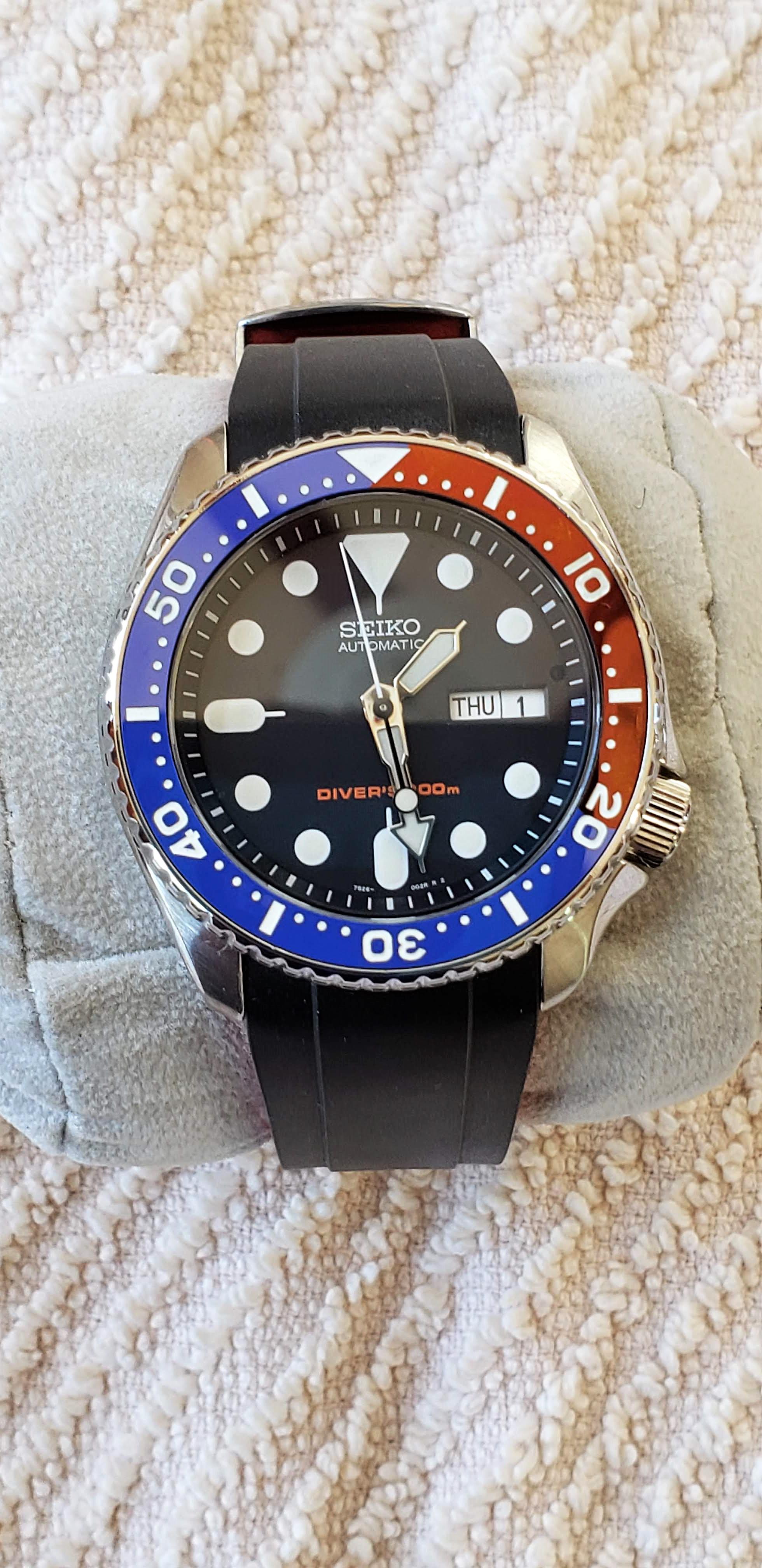 skx009 blue dial