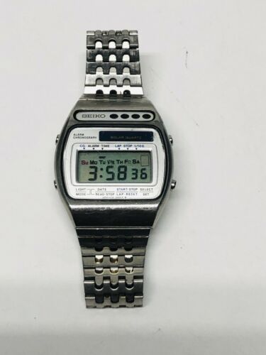 SEIKO A156-5010 DIGITAL ALARM CHRONOGRAPH STAINLESS STEEL