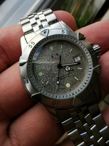 TAG Heuer - Professional 1500 WD1211-K-20 divers 200 watch