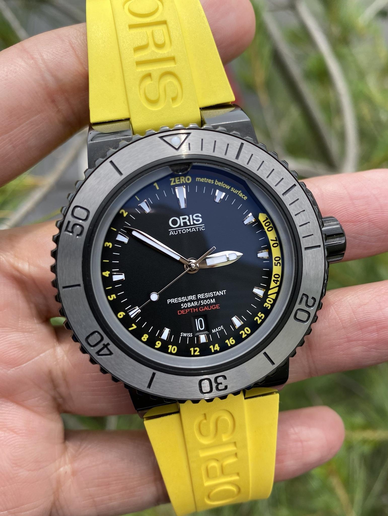 1 600 USD ORIS DIVING AQUIS DEPTH GAUGE WatchCharts Marketplace