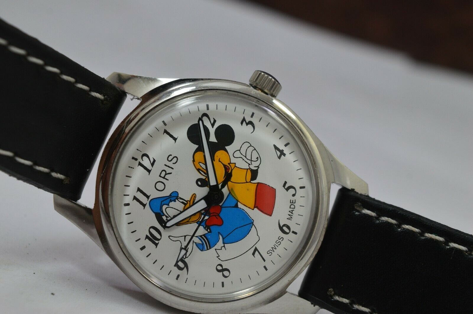 Oris donald best sale duck watch