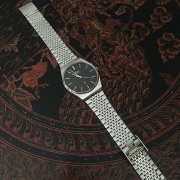 Vintage Seiko 7830-8020 Quartz Watch Japan 1977 | WatchCharts
