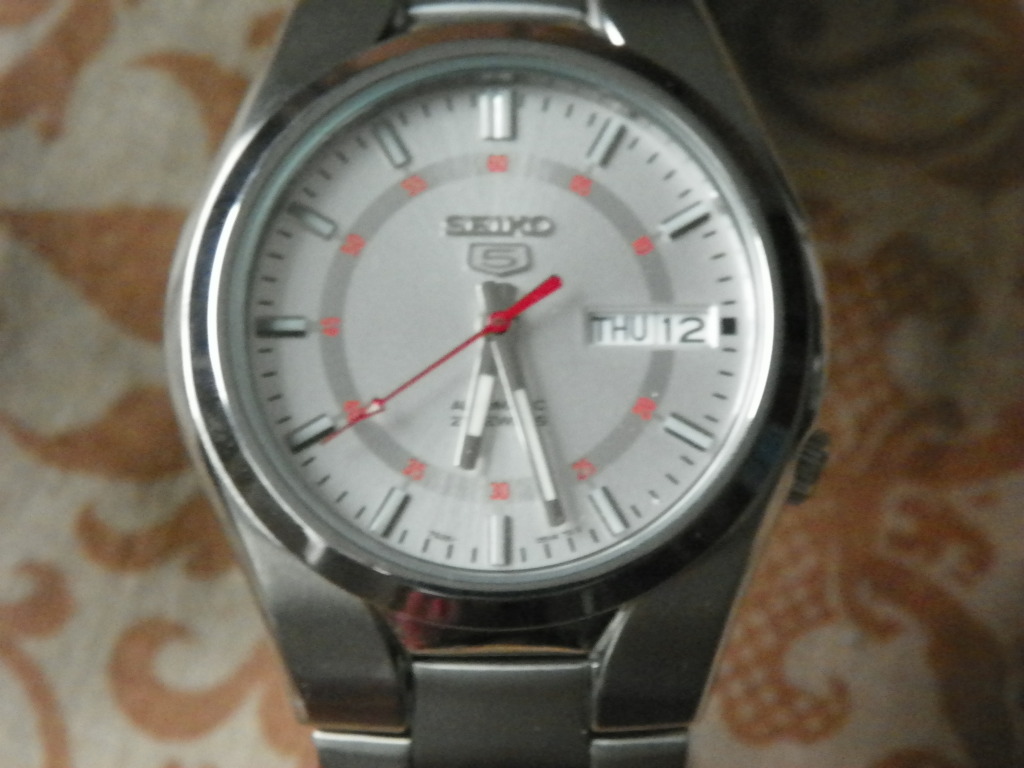 FS: Seiko Silver dial Red second hand | WatchCharts