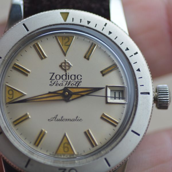 SOLD Vintage Zodiac Sea Wolf with beautiful white dial WatchCharts