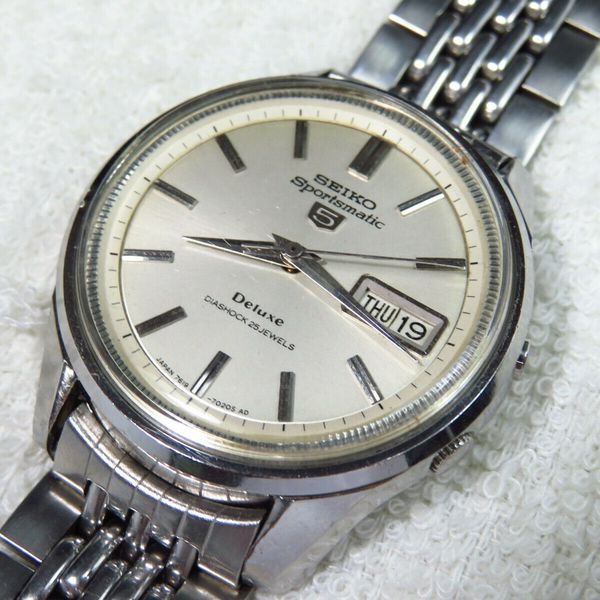 Vintage 1966 Seiko Sportsmatic 5 Deluxe watch [ 7619 - 7010 ] | WatchCharts