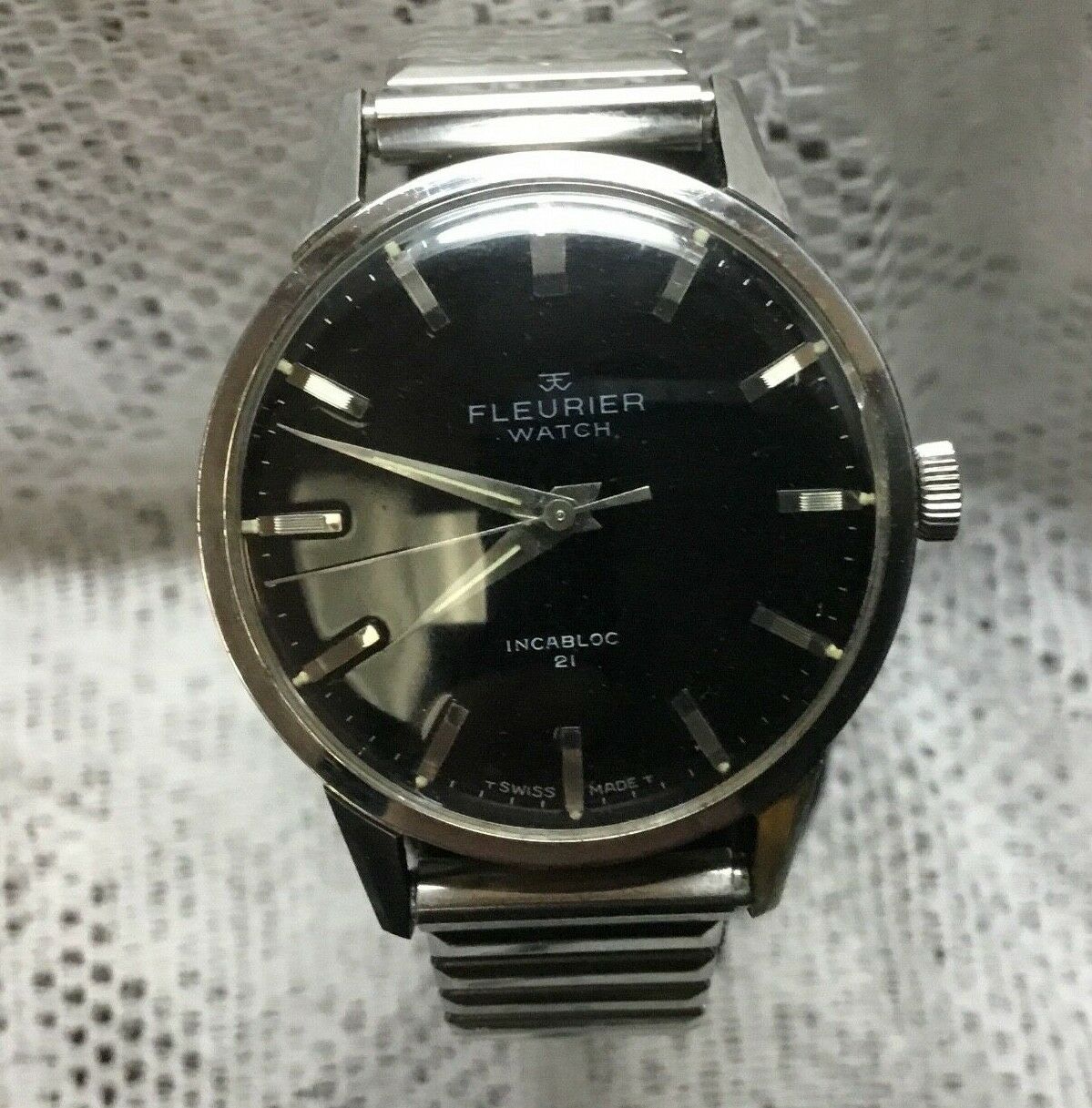 Fleurier clearance watch co