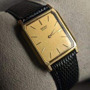 TISSOT Banana Watch Replica Model 716 977 Gold Quartz