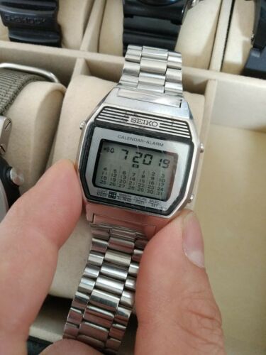 Vintage SEIKO A354-400A Full Month Calendar Alarm Watch