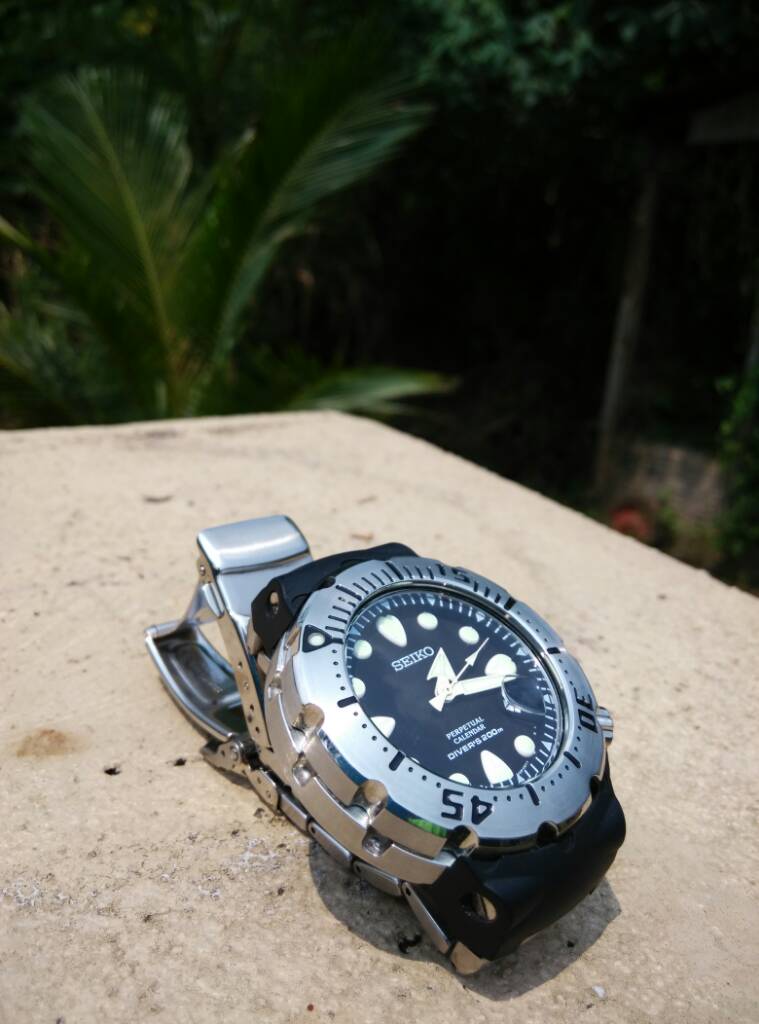 Seiko monster outlet quartz