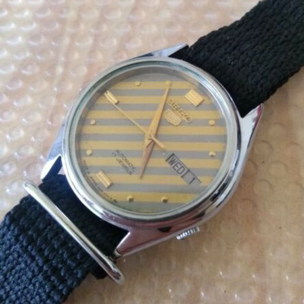Vintage 1980s Seiko 5 7009-6001 Automatic Day Date Watch Two Tone Gold Dial  | WatchCharts