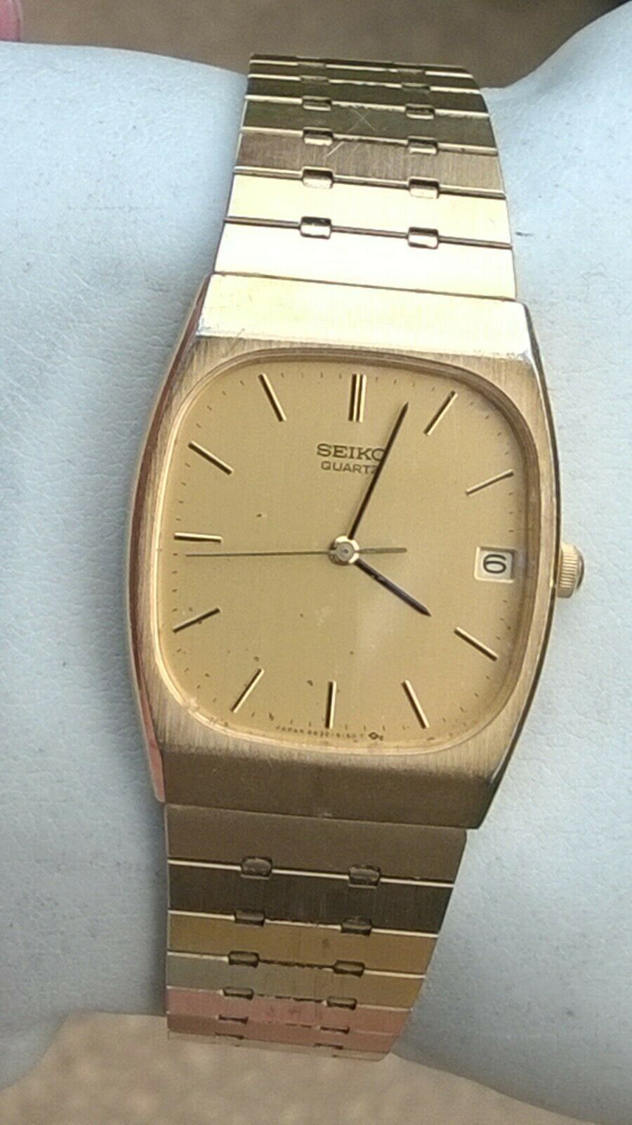 Seiko Mens Gold Tone dress style watch 6532-5110 - Not currently 