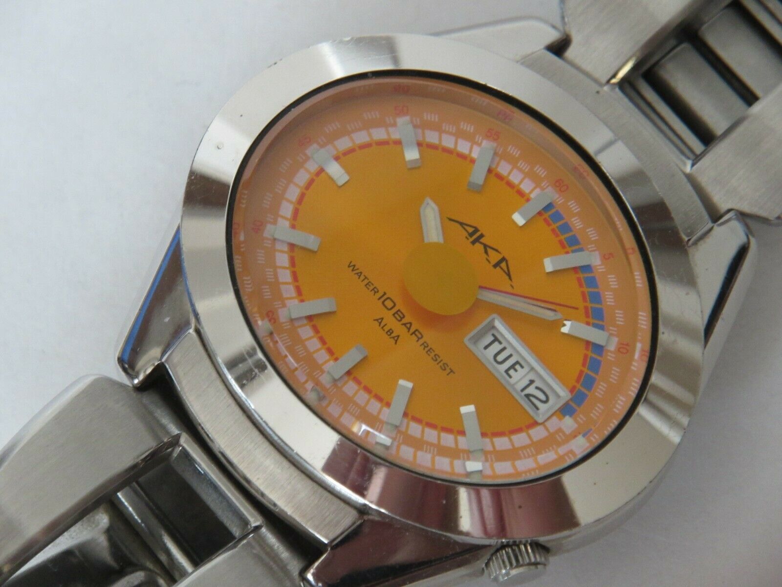SEIKO ALBA AKA V743-5A10 ORANGE OVAL CASE WATCH 