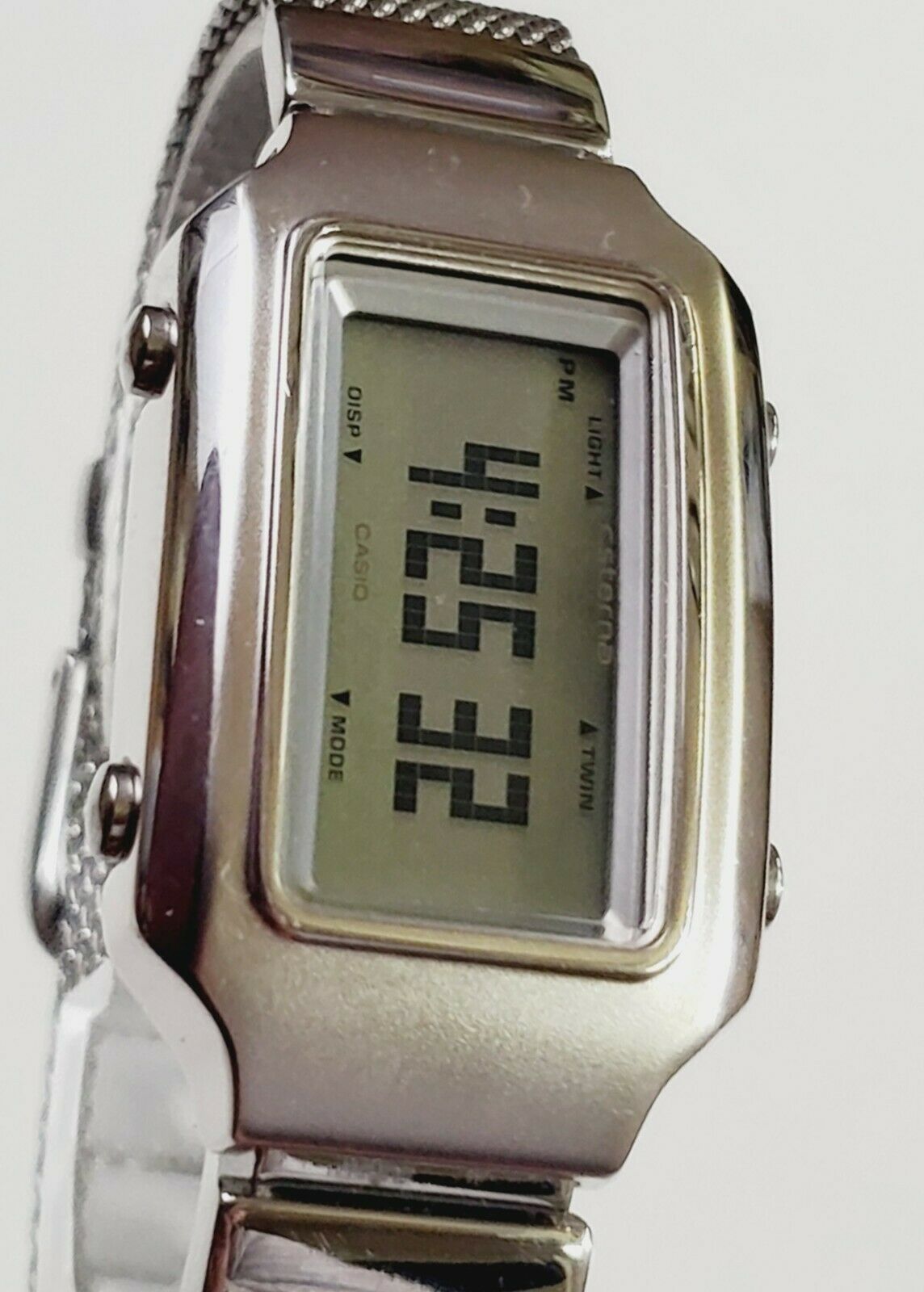 UNIQUE Women's Vintage 1997 JAPAN DIGITAL Watch CASIO 