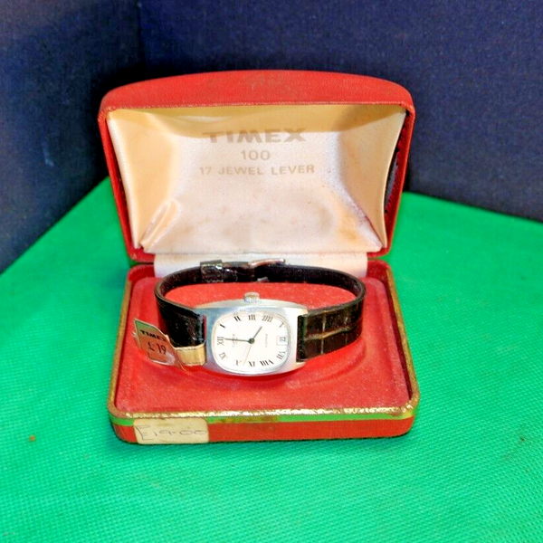 Vintage Timex 100 Swiss Made 17 Jewels Mens Date Watch Watchcharts