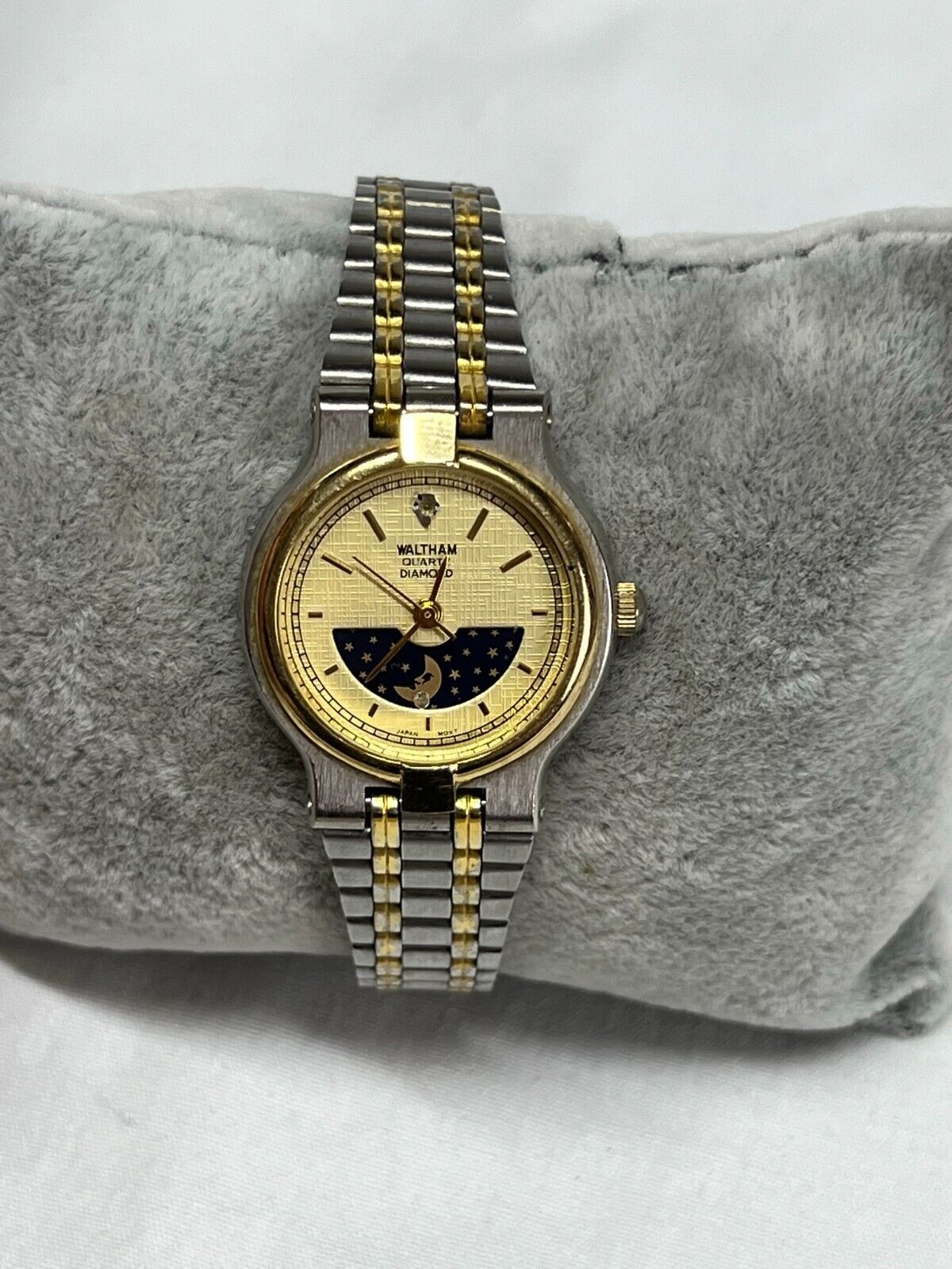 Waltham Diamond Classic Moon Phase Watch Ladies Vintage Classic Waltham Diamond Quartz Moon Phase  main image 2
