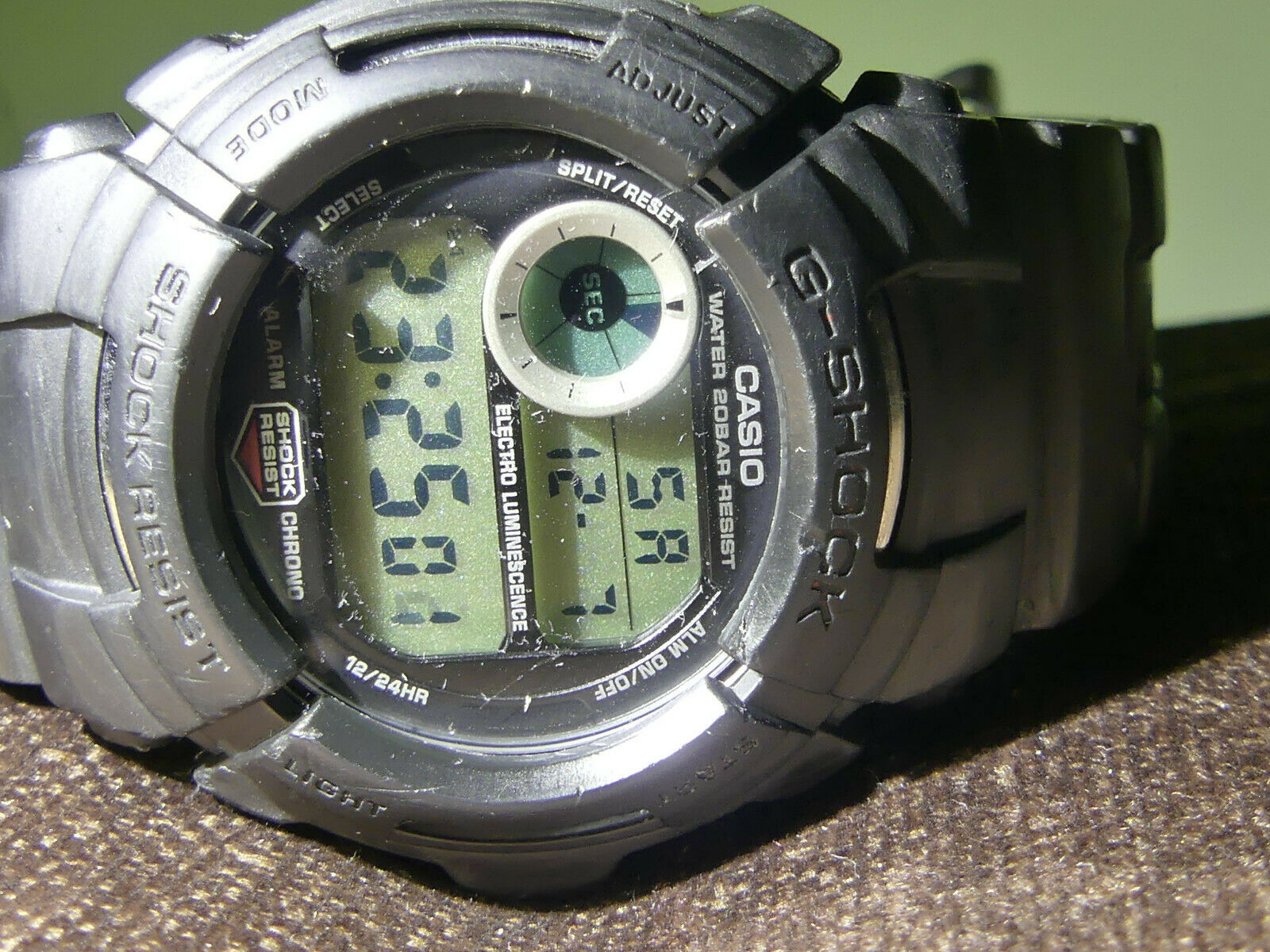 casio 2161 g 2000 watch