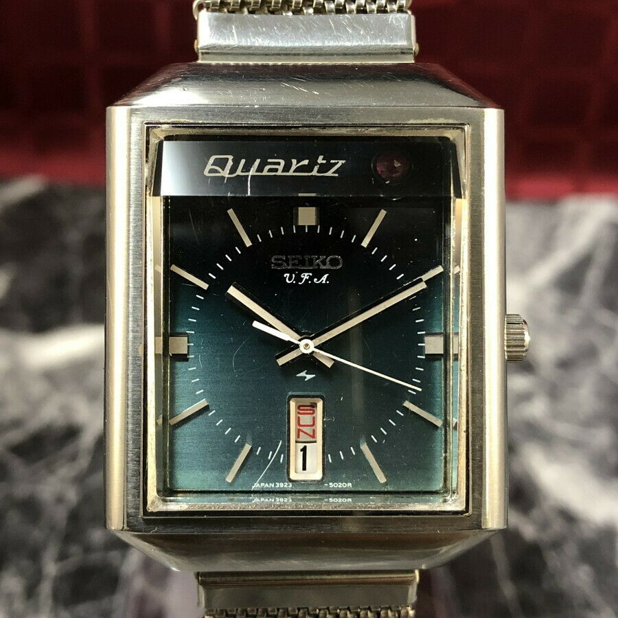 Very Rare Vintage 1973 SEIKO Quartz Watch V.F.A. 3923-5010 Flash