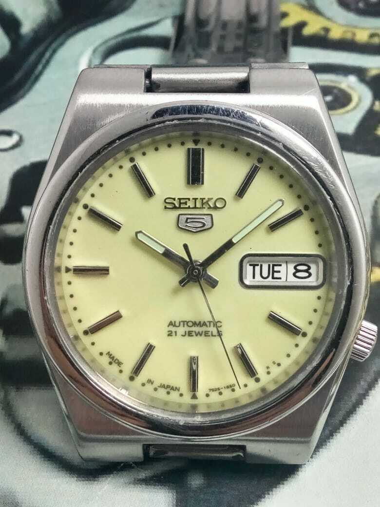 Seiko 5 Automatic With Radium Dial &Hands Watch,Transparent Back, Glows In  Dark | WatchCharts
