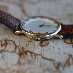 SEIKO Ladies Dress Watch-V401-5839-Gold Tone-Roman Numeral  display picture 3