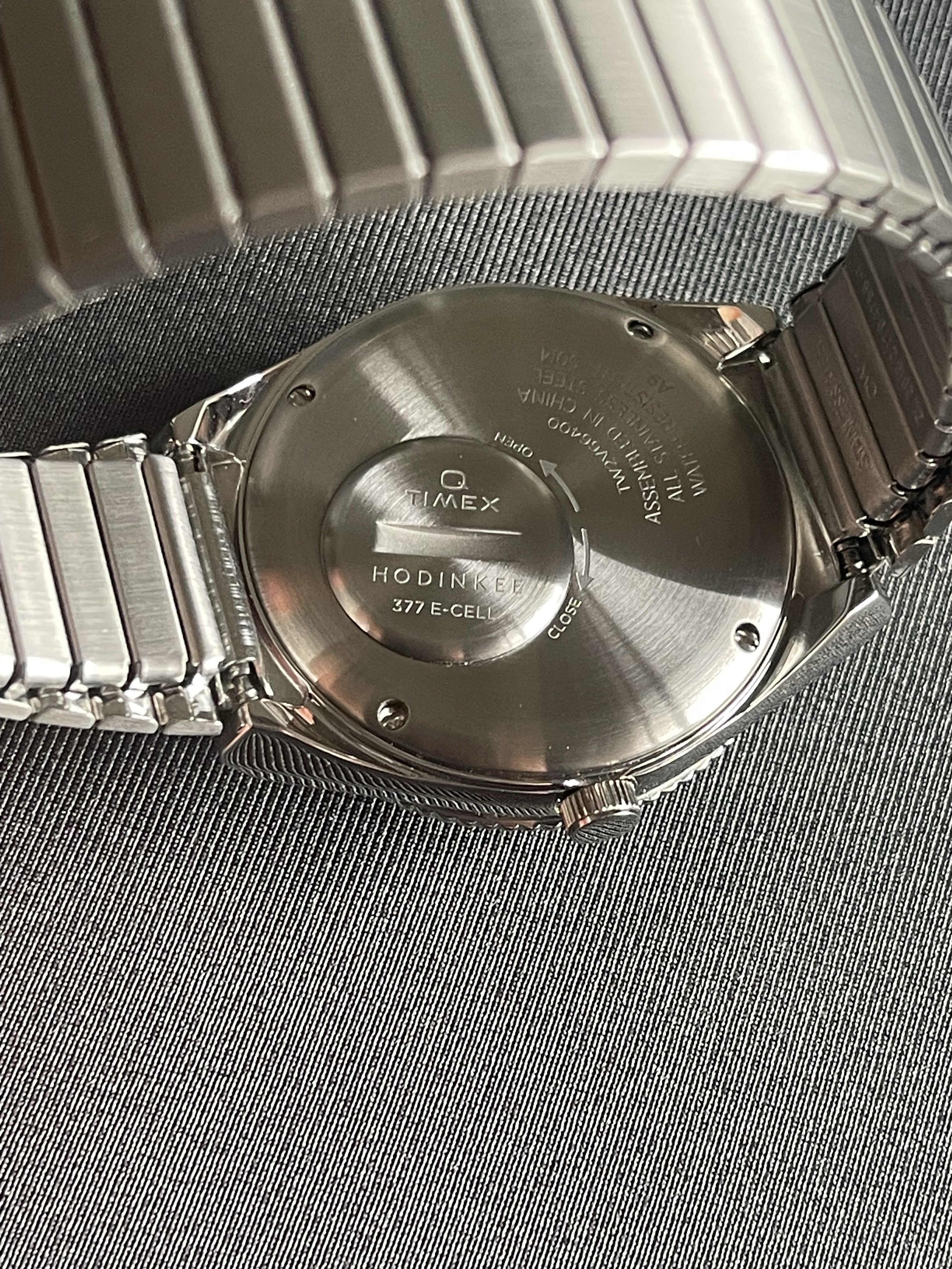 Q Timex Vintage Hodinkee Limited Edition | WatchCharts Marketplace