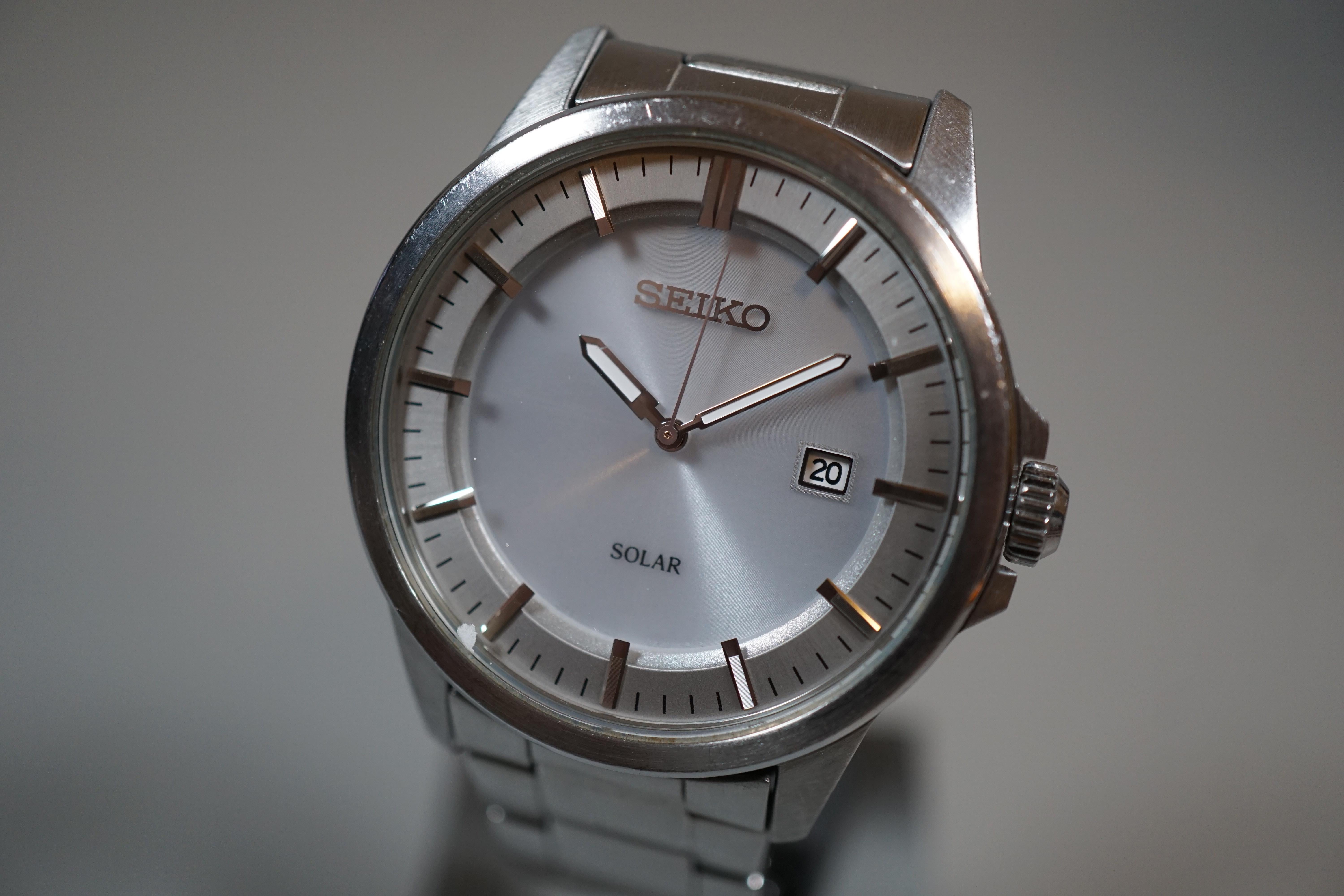 WTS] Seiko V147-0AF0 Silver Dial Solar Quartz Watch - $80
