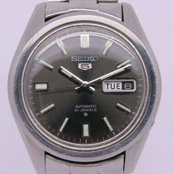 VINTAGE 1971 Seiko 5 Mens 37mm Steel Automatic Watch w Bracelet 6119 ...