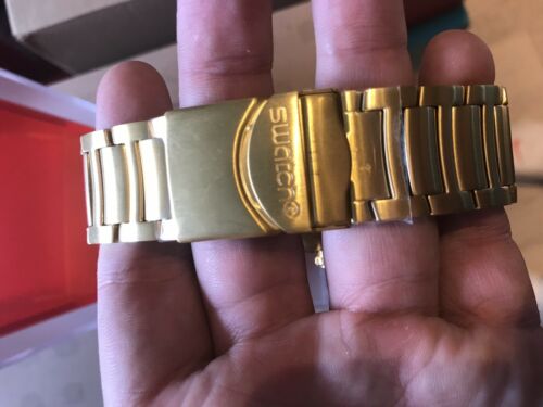 swatch golden block