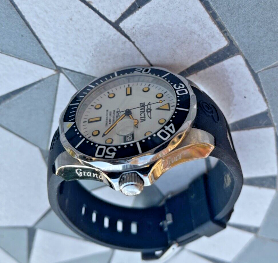 Invicta 11753 online