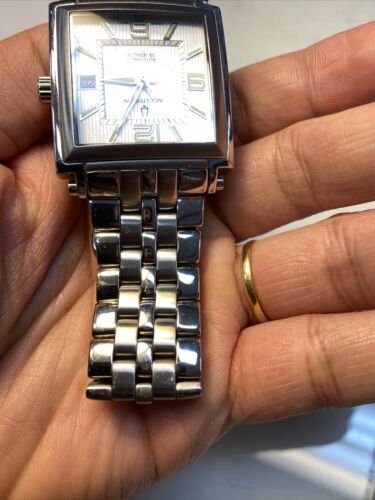 Bulova Accutron C876714 Exhibition Back Automatic 25J Tank