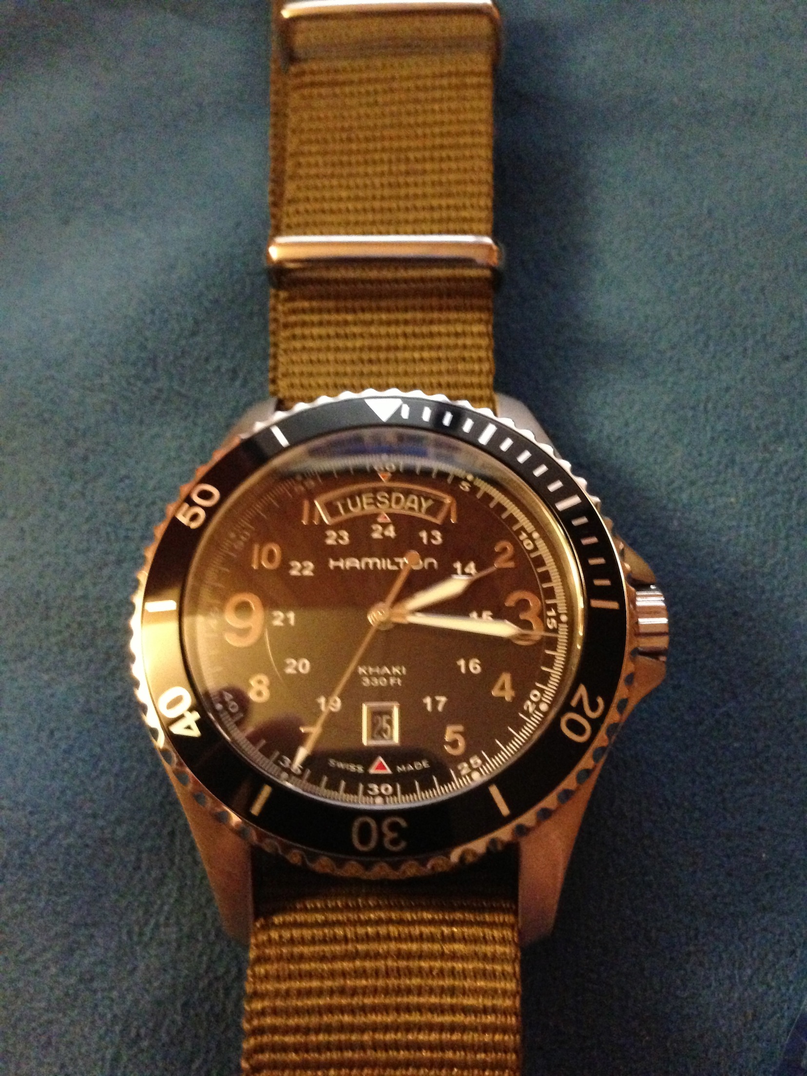 時計 HAMILTON KING KHAKI SCUBA H64511133 Hamilton H64511133 : Khaki King Scuba Quartz » WatchBase