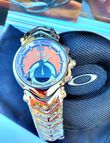 Oakley Judge Polished Steel Case/Bracelet Swiss/Sapphire Orange