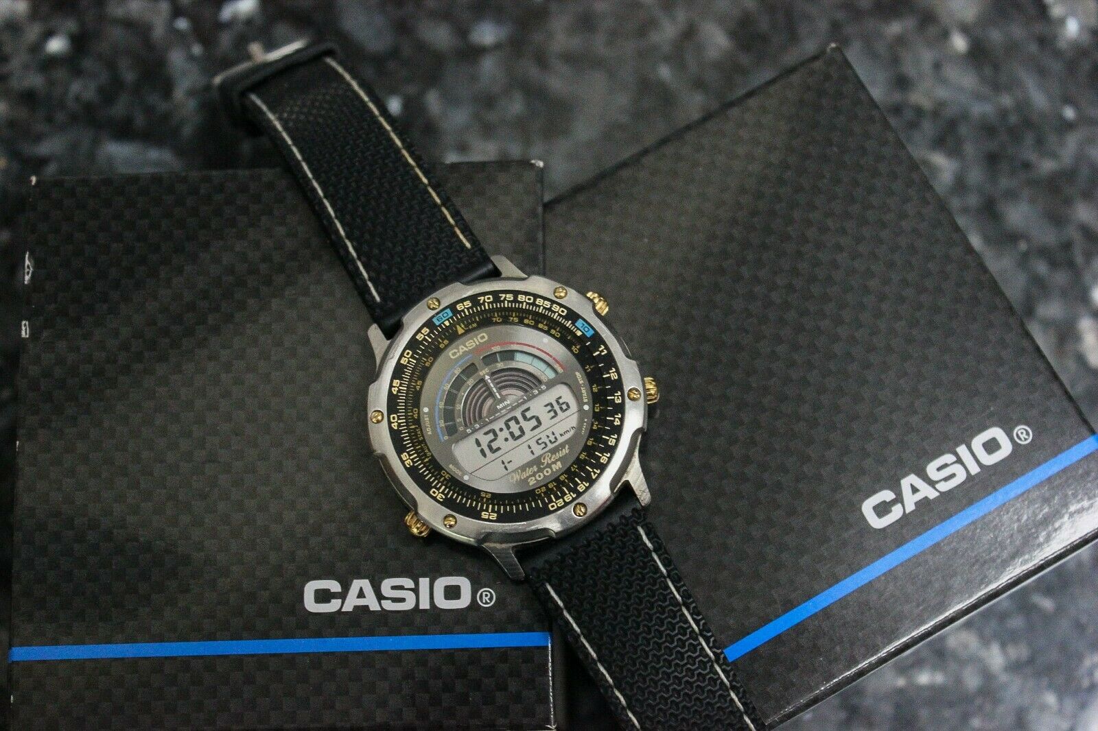 Rare vintage Casio DW-7100 Japan Made diver pilot style digital 