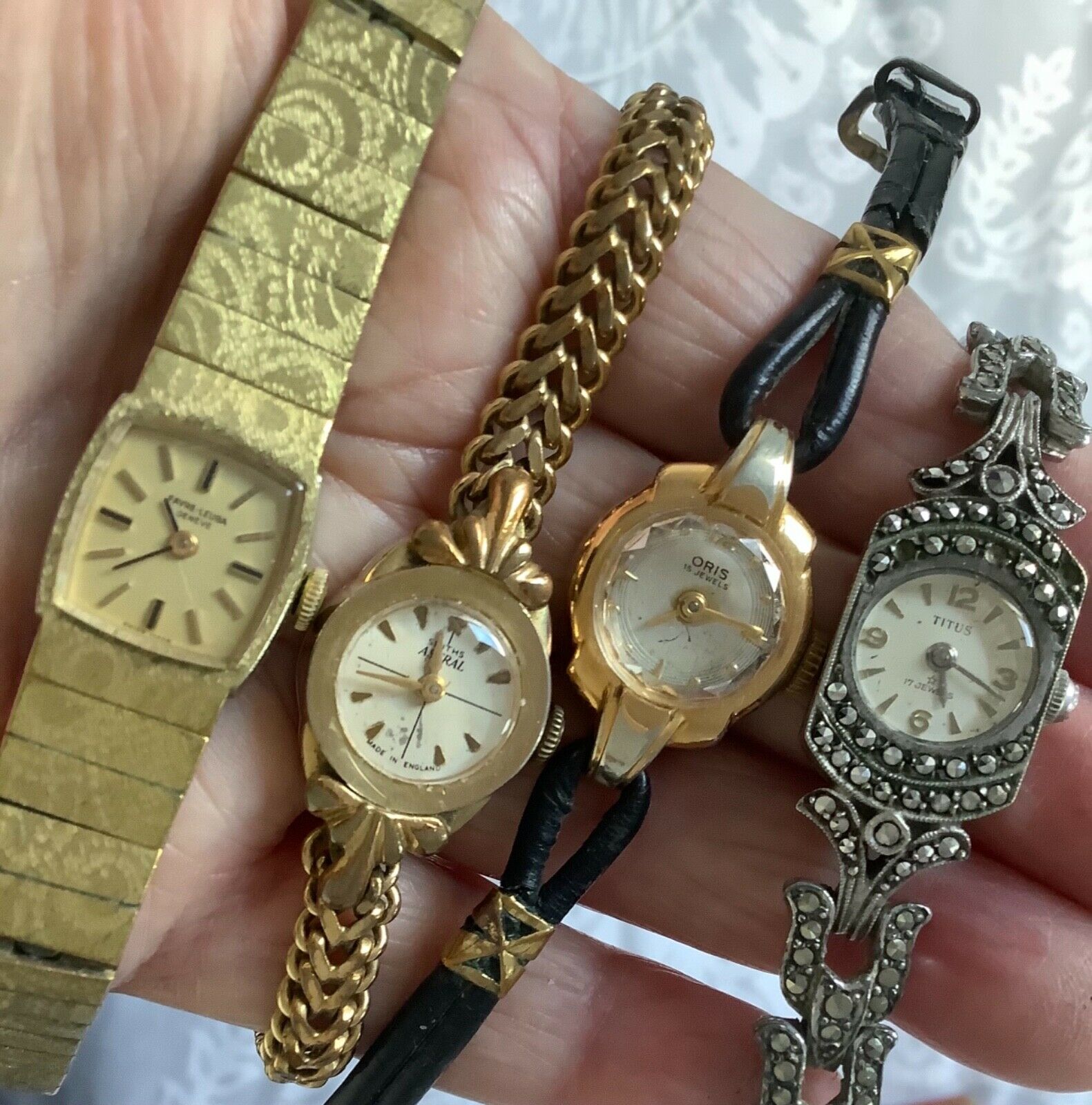 Vintage titus ladies watch hot sale