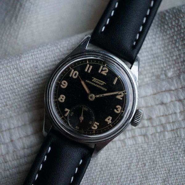 [WTS] Tissot Calatrava BLACK MILITARY RADIUM DIAL – all original – 1944 ...