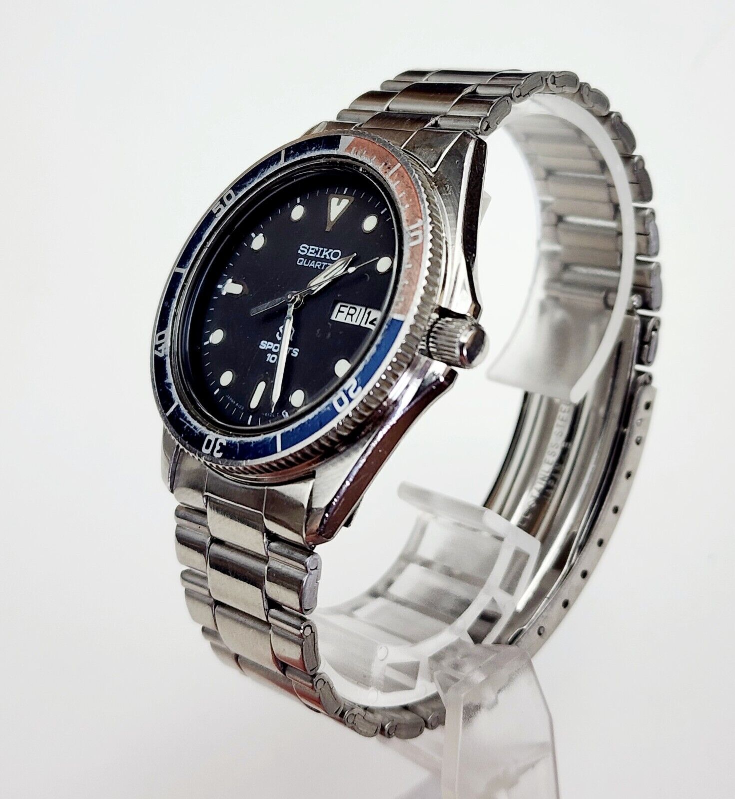 1983 Omega Seamaster Brest Vintage Mens Quartz Watch, Blue Vignette Di -  Connoisseur of Time