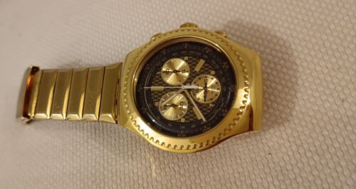 Swatch Swiss Irony Gold V8 James Bond 007 Oddjob Goldfinger